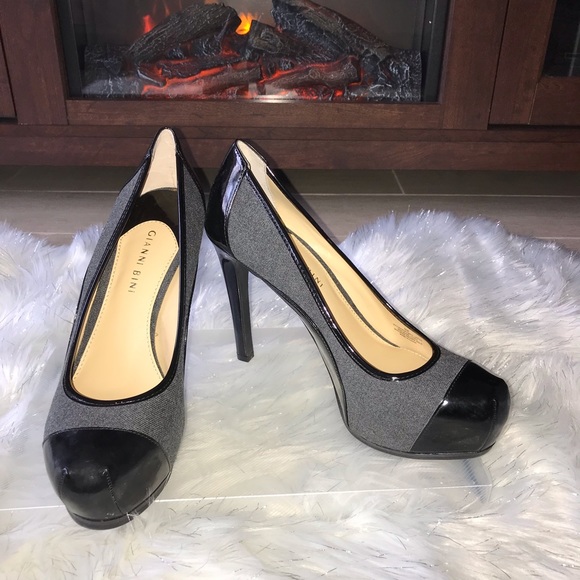 *Gianni Bini Grey/Black Platform Pump - Picture 3 of 8